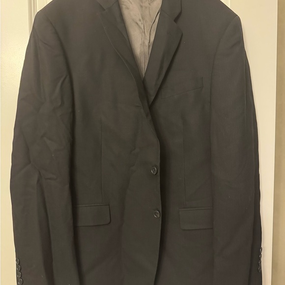 Lot of 4 men’s suit jackets 42-46L